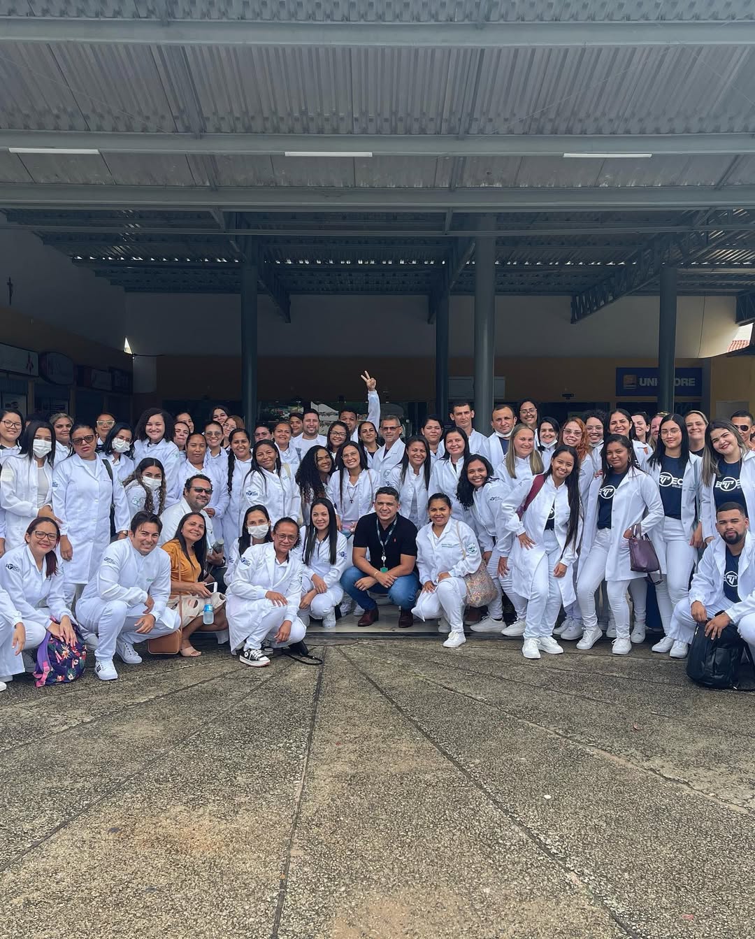 Alunos do curso técnico de enfermagem, realizaram uma visita técnica ao anatômico e museu da Uni